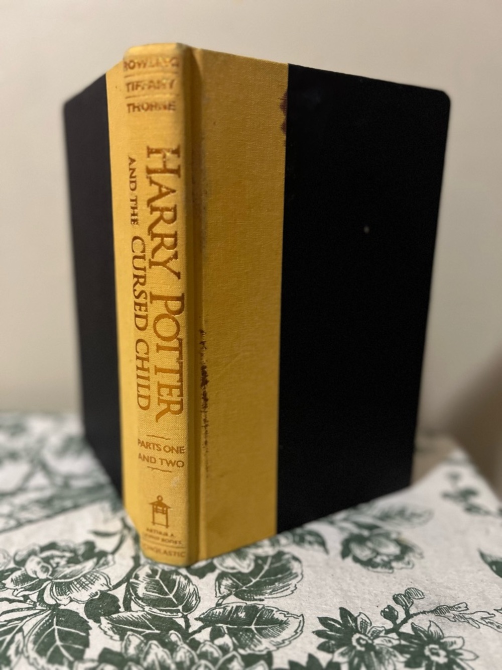 Harry Potter & the Cursed Child (Parts 1 & 2) – Special Edition Book
